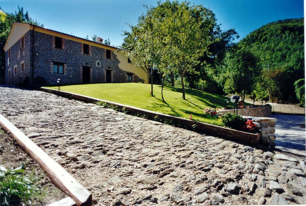 Agriturismo La Ferraia Pianello  Exterior foto